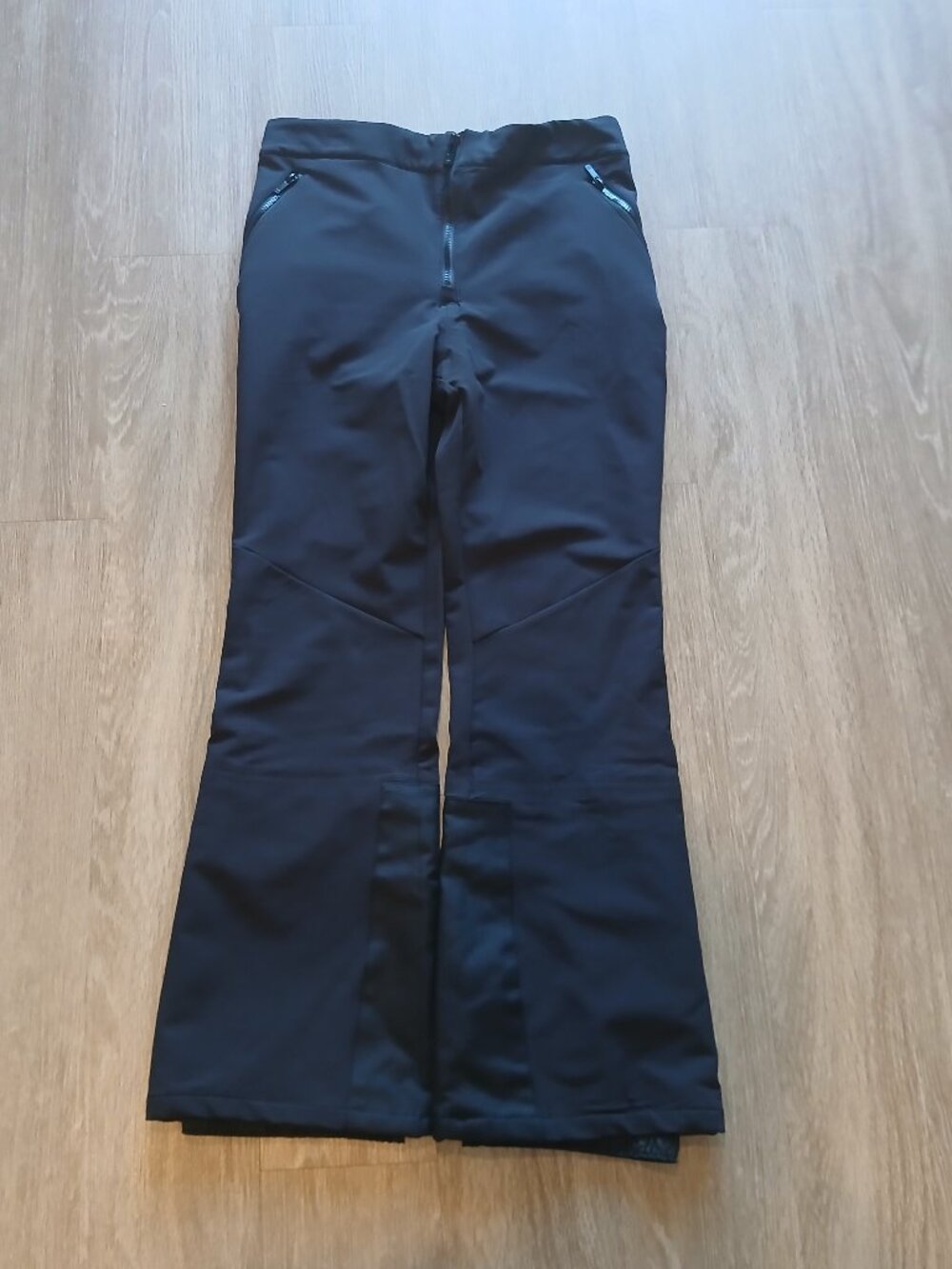 NEW 1 Yr. Women's Black All in Motion Snowpants